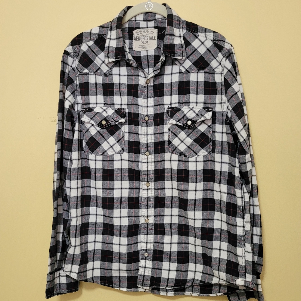 Aeropostale Black and White Cotton Flannel long sleeve shirt‎ size Med